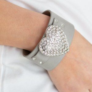 Flauntable Flirt - Silver  Bracelet